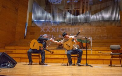 Guitarras del Mundo y “La Voz” se unieron sorpresivamente en el festival